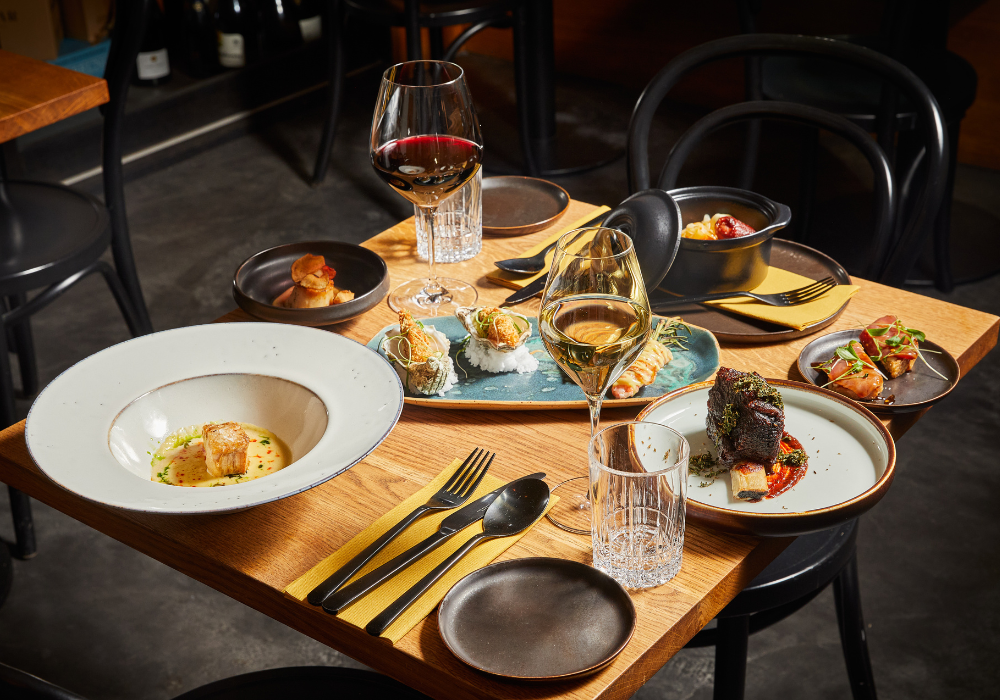 Restaurant tilbud på 150 populære restauranter. Du får altid 1/3 skåret af prisen med Early Bird.